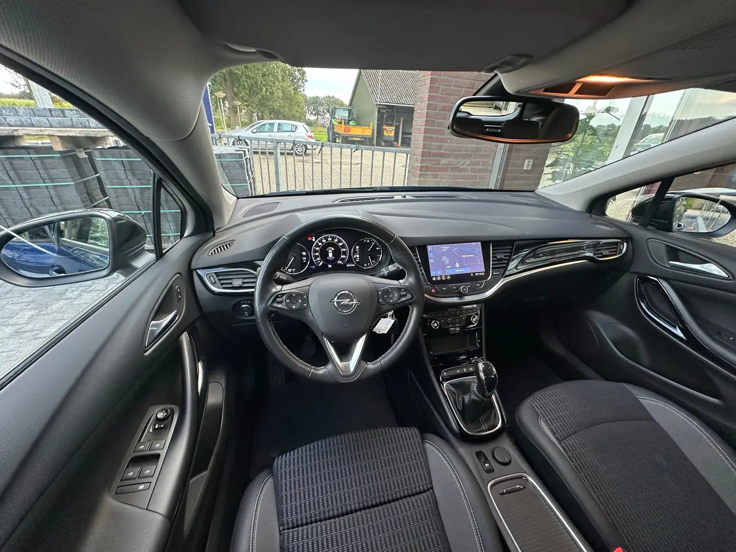 Opel Astra 1.2 Sports Tourer Elegance Lage Km stand Azul - 2