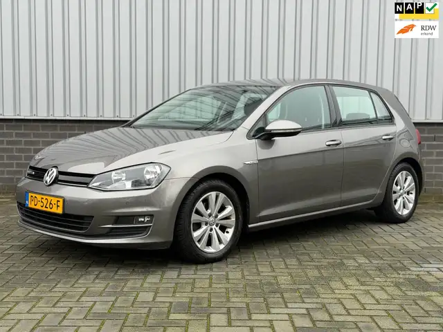 Volkswagen Golf 1.0 TSI Comfortline |Carplay|Navi|CruiseCtrl|5 Deu