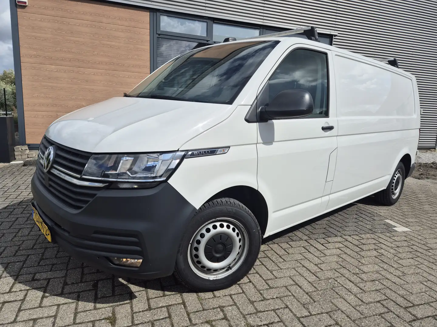 Volkswagen T6.1 Transporter 2.0 TDI L2H1 Bulli 150pk lang 3-pers apple-car nie Blanc - 1