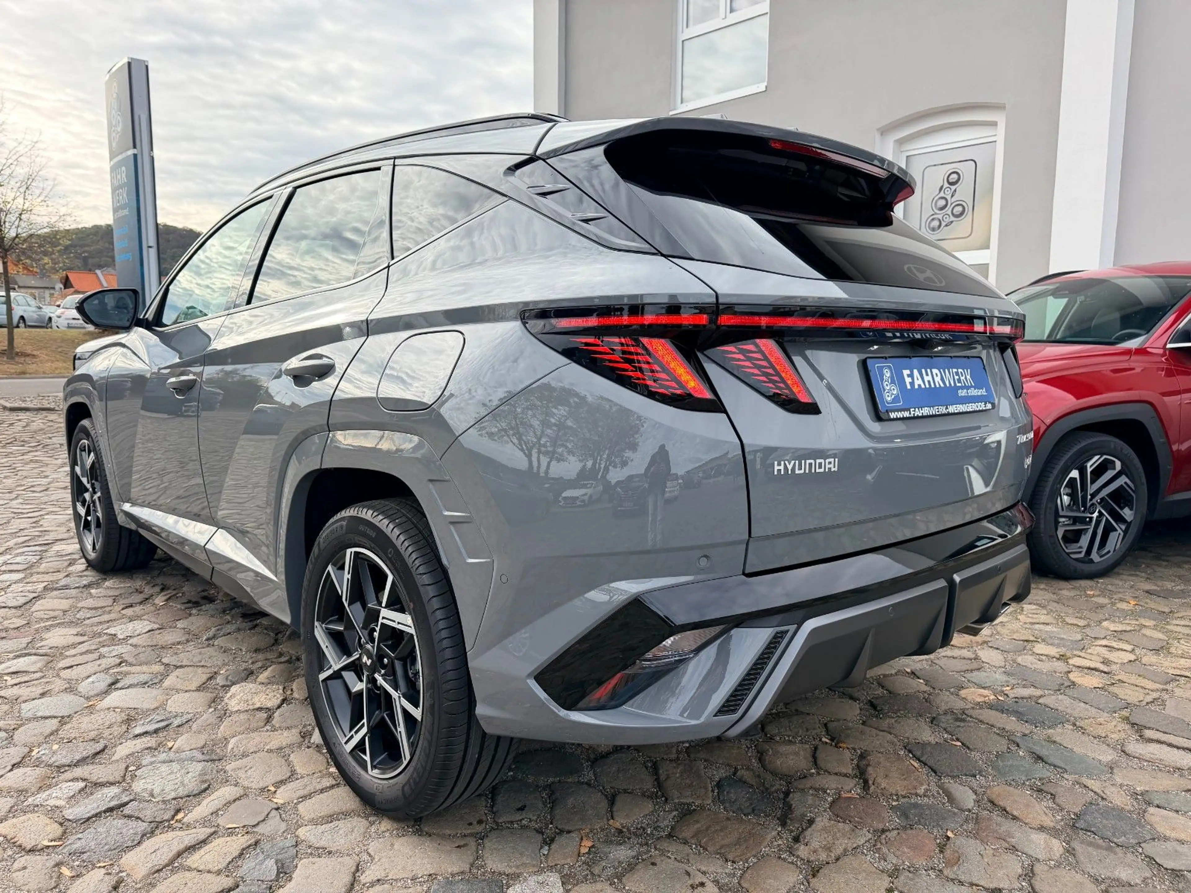 Hyundai TUCSON 1.6 T-GDi HEV 2WD N Line X — photo 4