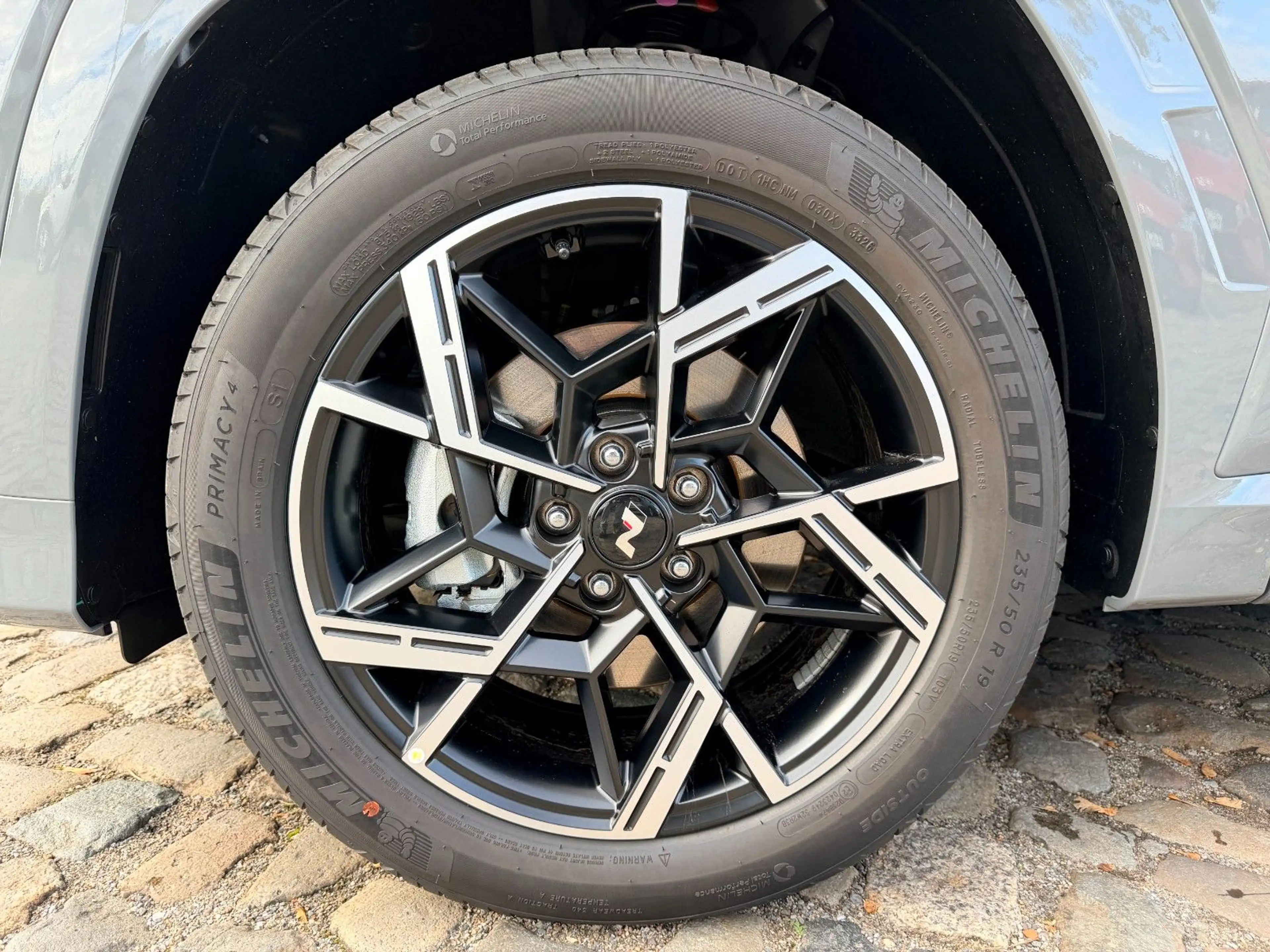 Hyundai TUCSON 1.6 T-GDi HEV 2WD N Line X — photo 8