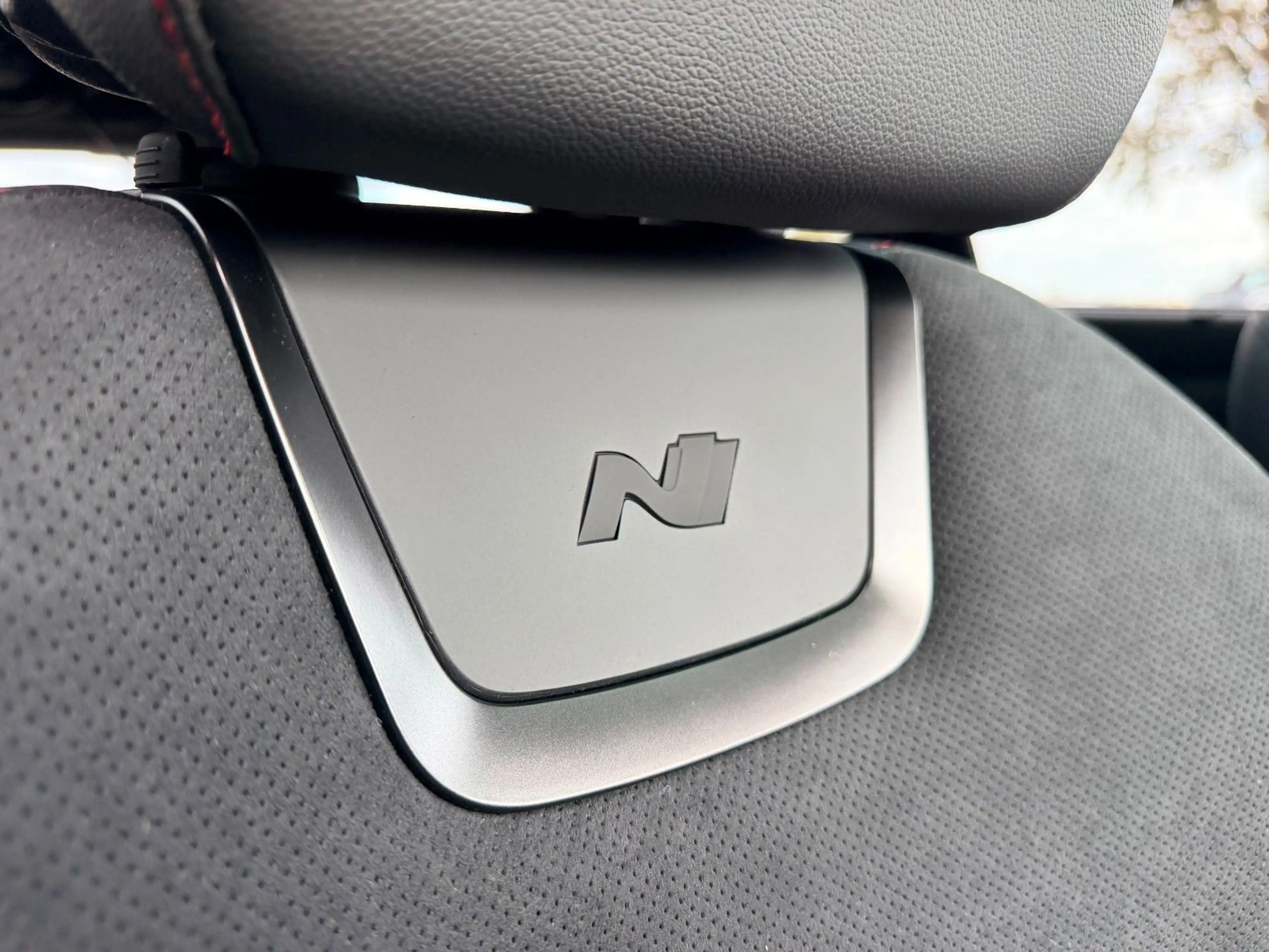 Hyundai TUCSON 1.6 T-GDi HEV 2WD N Line X — photo 13