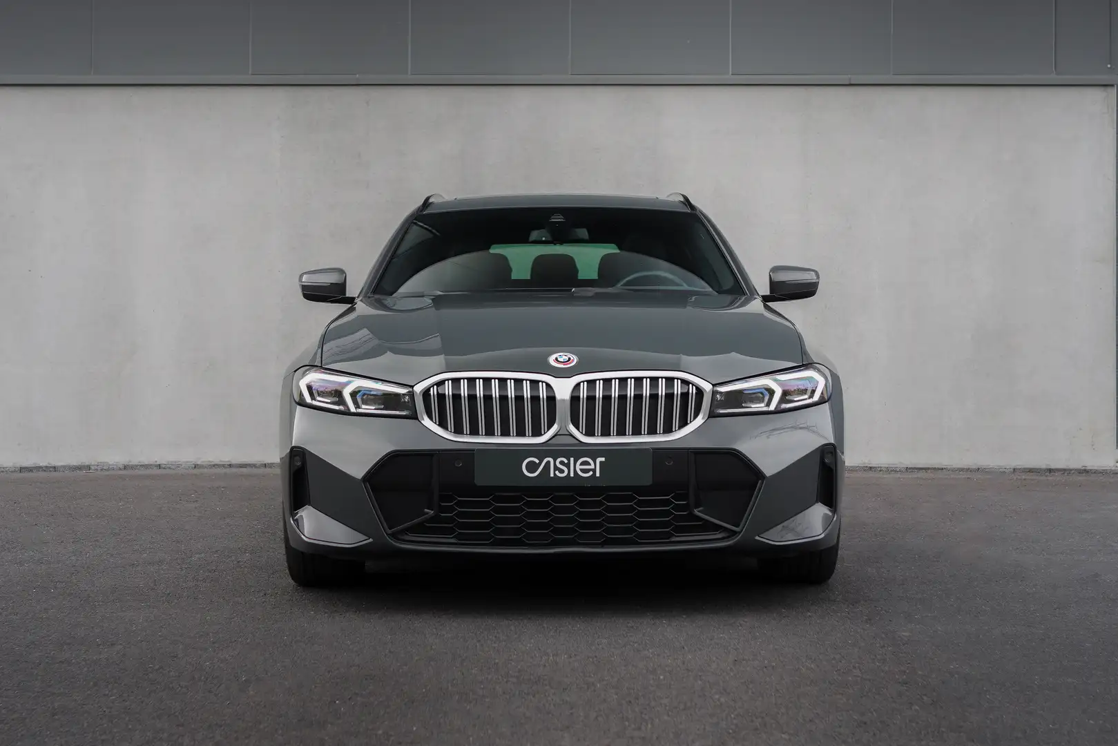BMW 330 e Touring M Sport l Dravitgrau l Pano l HUD l Towb Grau - 2