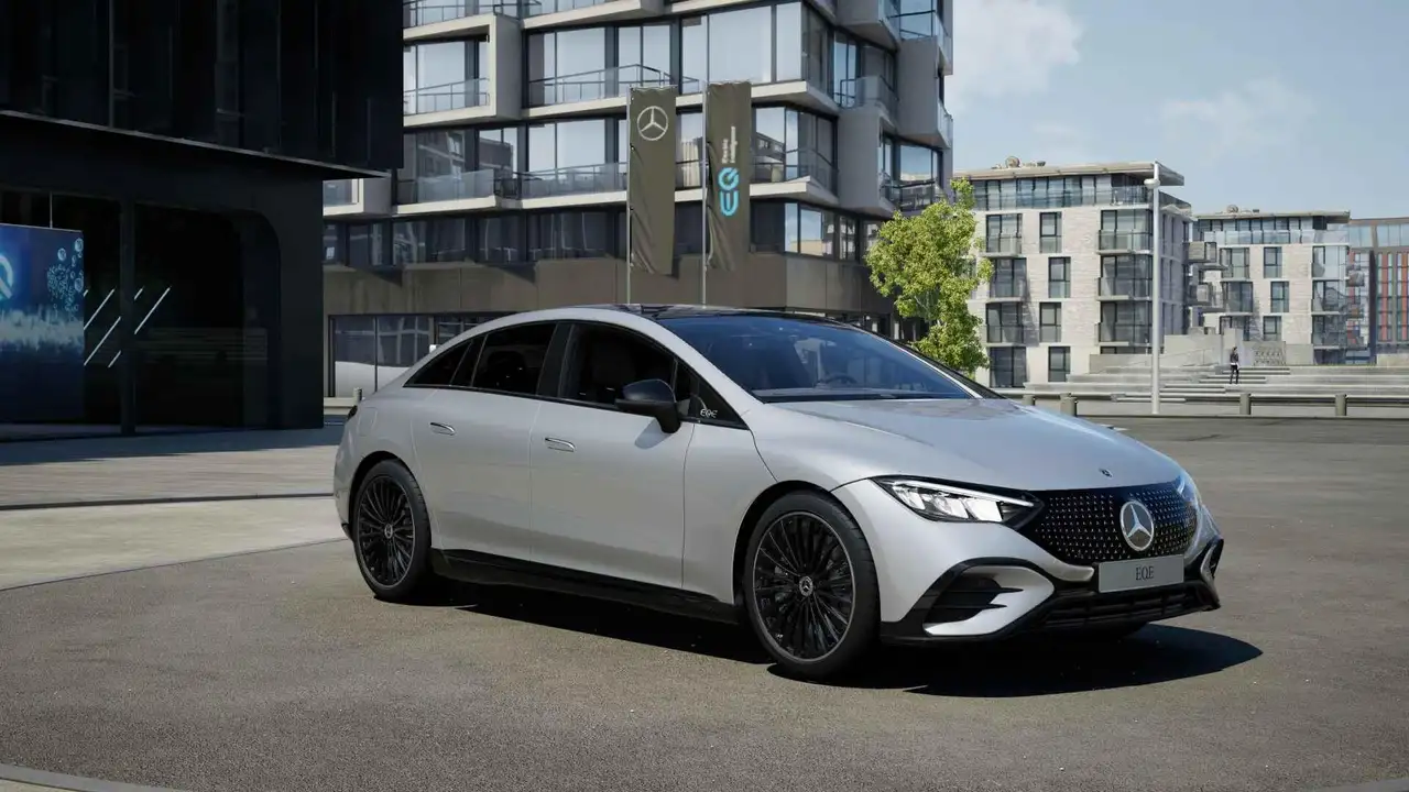Mercedes-Benz EQE 300 2026