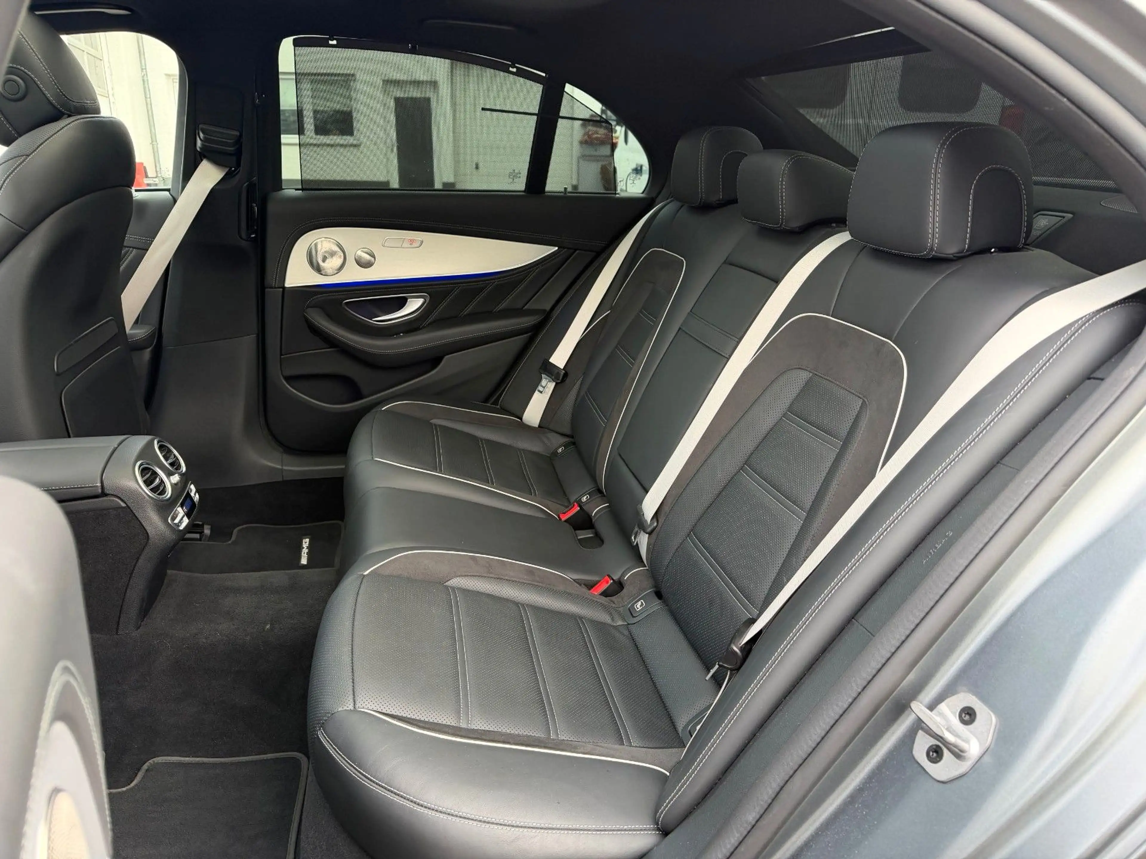 Mercedes-Benz E 63 AMG E 63 S AMG 4M+ Keramik*Magno*Carbon*PANO*20" — photo 12