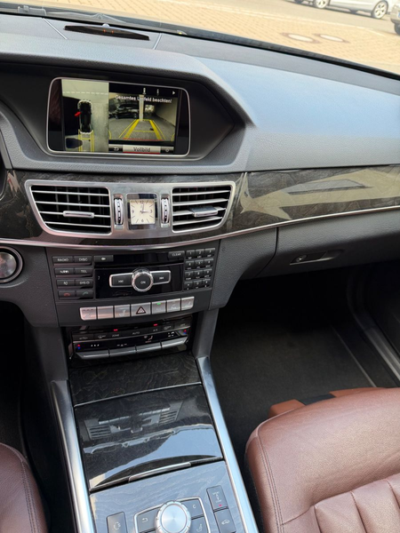 Mercedes-Benz E 350 E Limousine E 350 CGI BlueEfficiency — photo 13