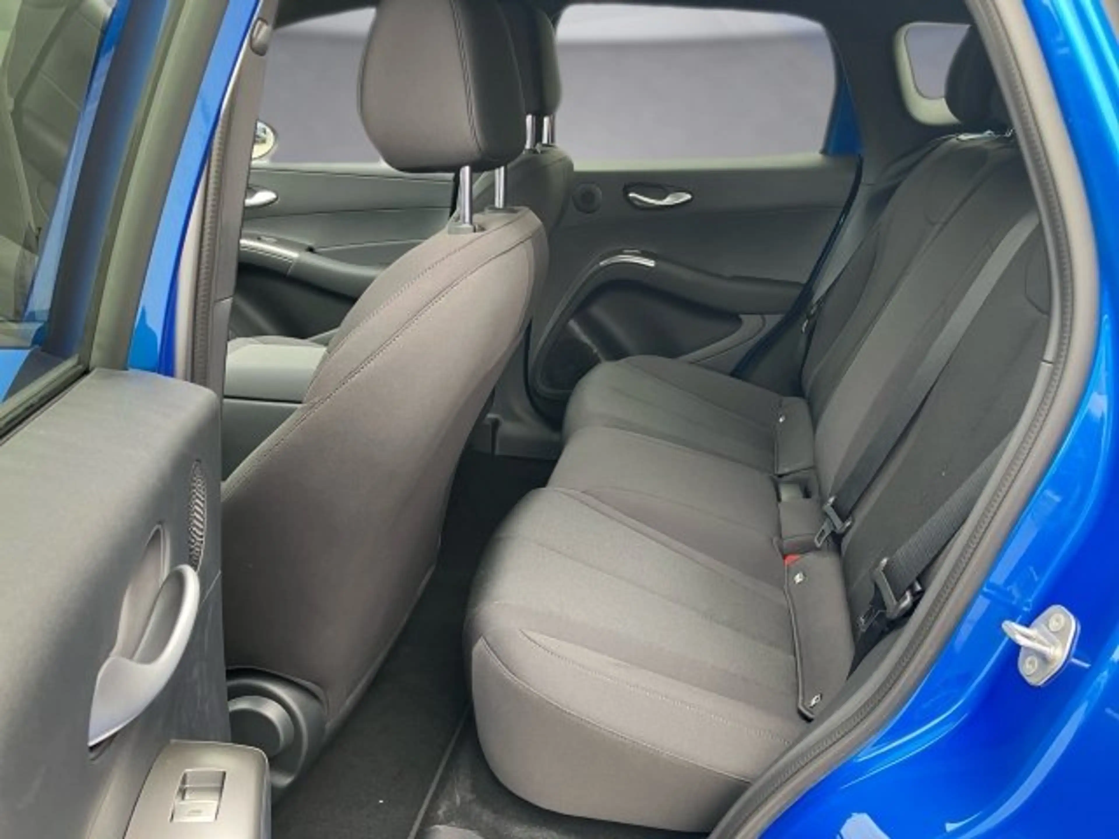 BYD Dolphin G DM-i Boost — photo 12