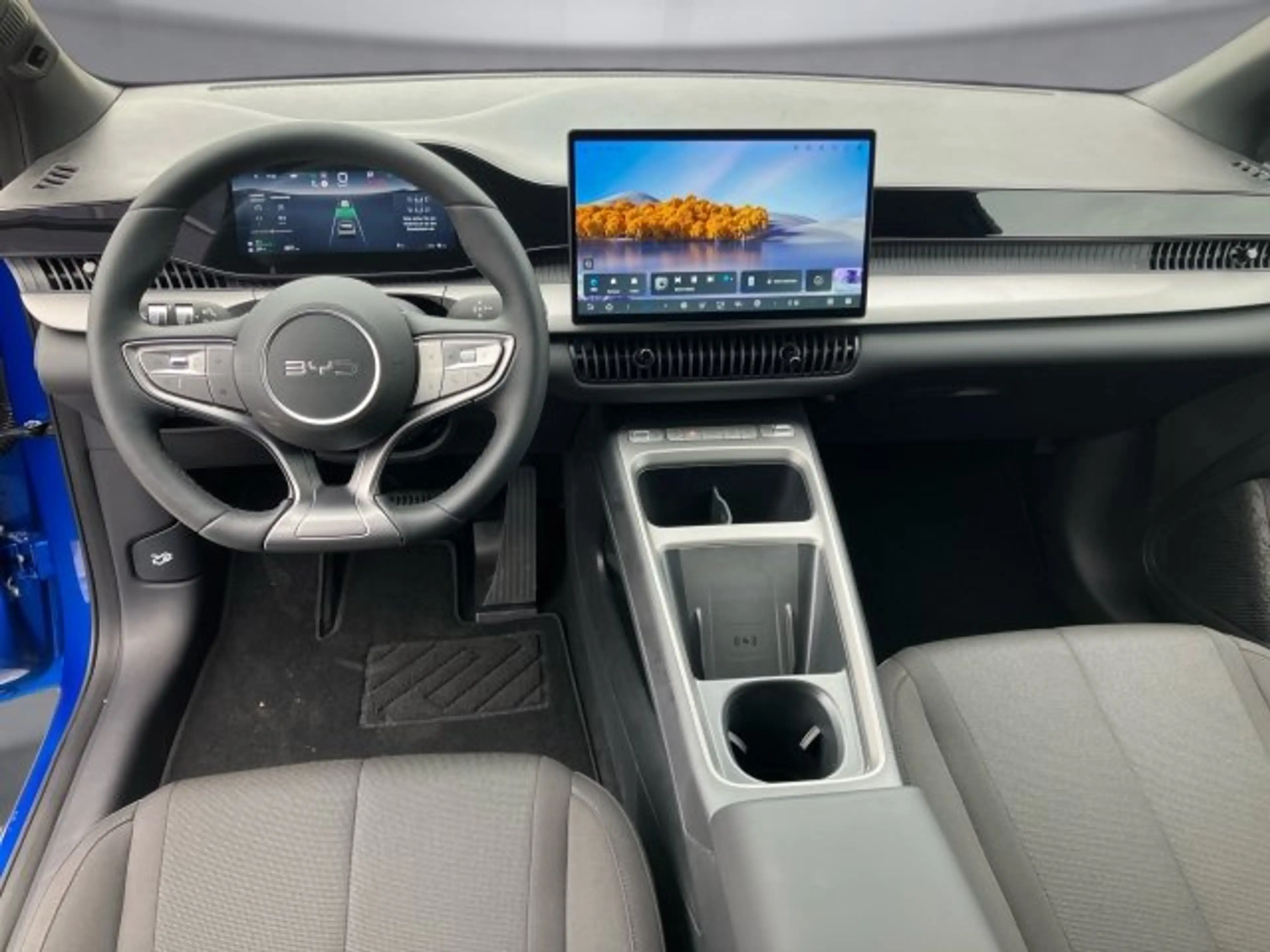 BYD Dolphin G DM-i Boost — photo 9