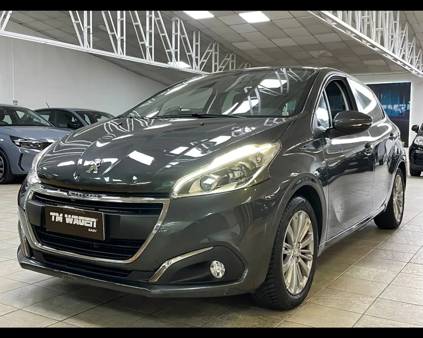 Peugeot 208 PureTech 82cv 5 porte Active 2017 *NEOPATENTATI* Noir - 1