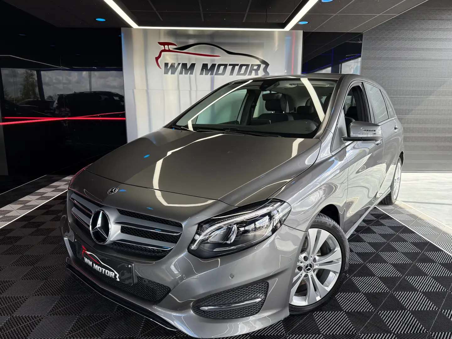 Mercedes-Benz B 180 B 180 d // 1er Propriétaire Gris - 2