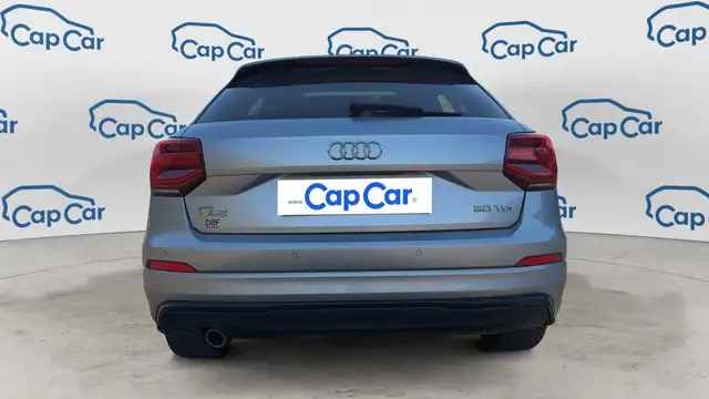 Audi Q2 view 3