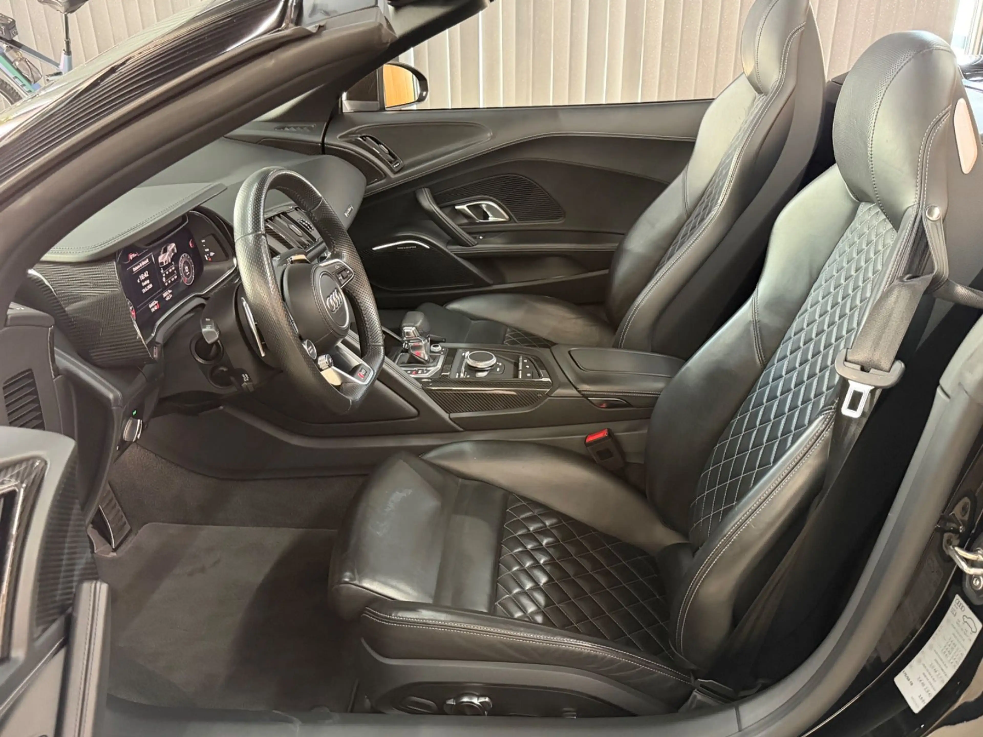Audi R8 5.2 FSI Spyder Performance Quattro* LASER*B&O — photo 15