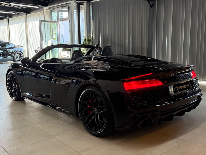 Audi R8 5.2 FSI Spyder Performance Quattro* LASER*B&O — photo 8