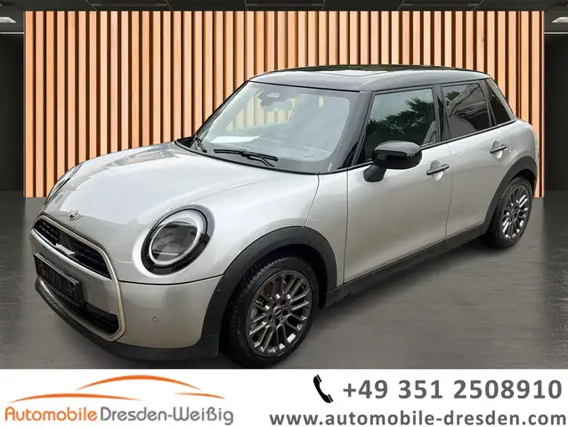 MINI Cooper JCW Favoured Trim Steptronic*Pano*KeyGo*