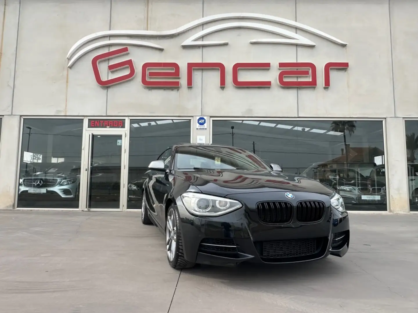 BMW 135 M135iA Negro - 1