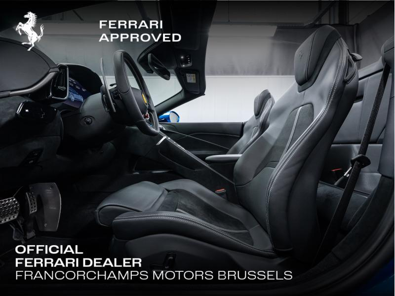 Ferrari Roma Spider — photo 10