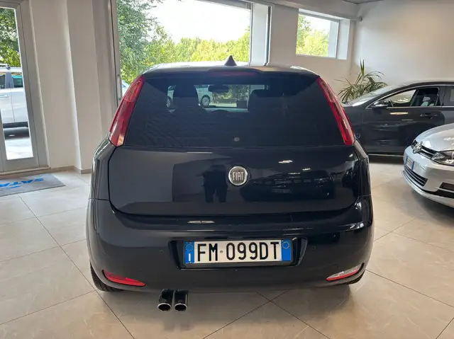 Fiat Punto view 5