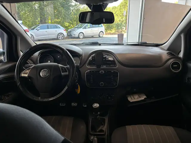 Fiat Punto view 8