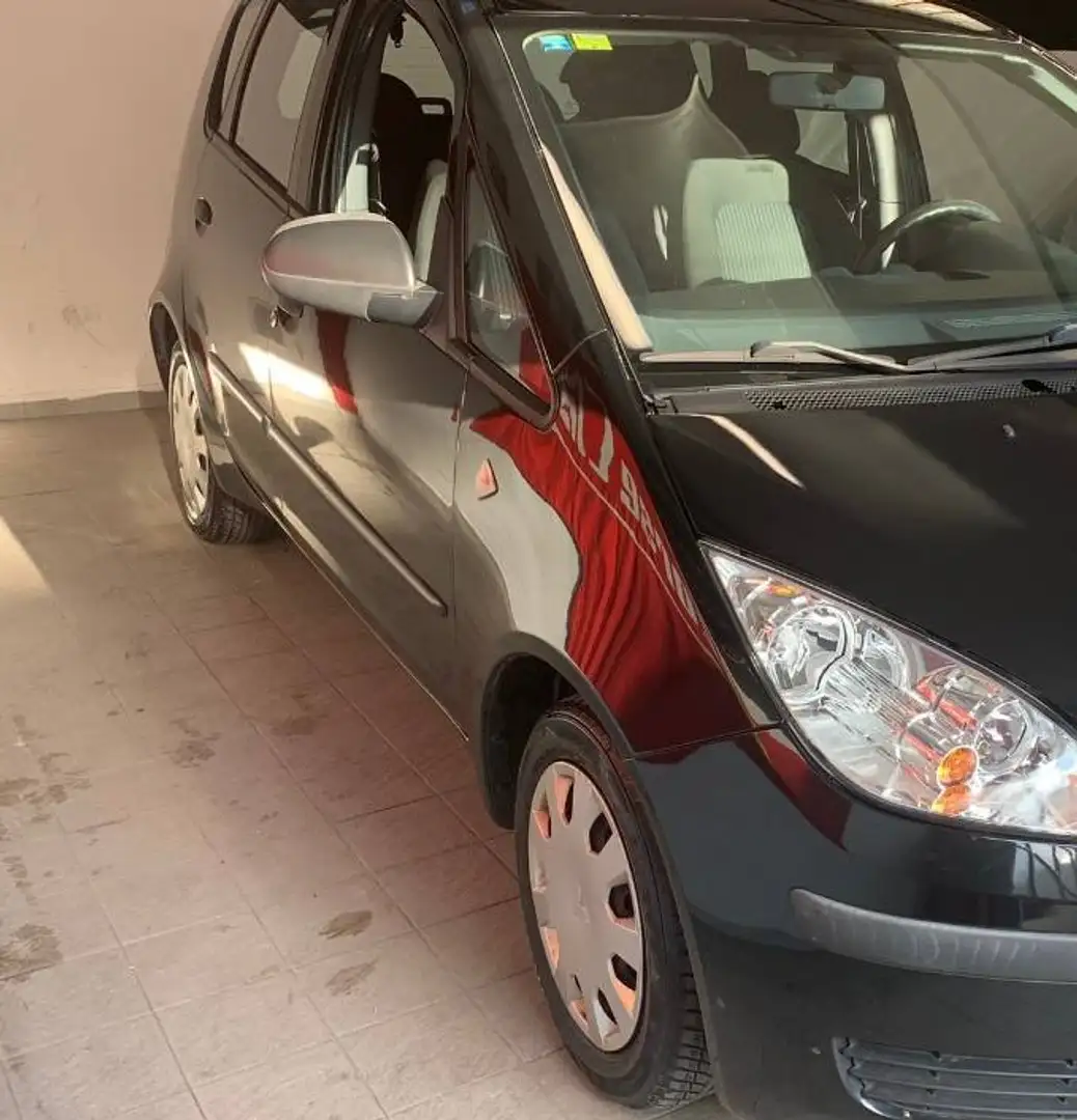 Mitsubishi Colt Colt VIII 2009 5p 1.1 Inform Gpl Schwarz - 2