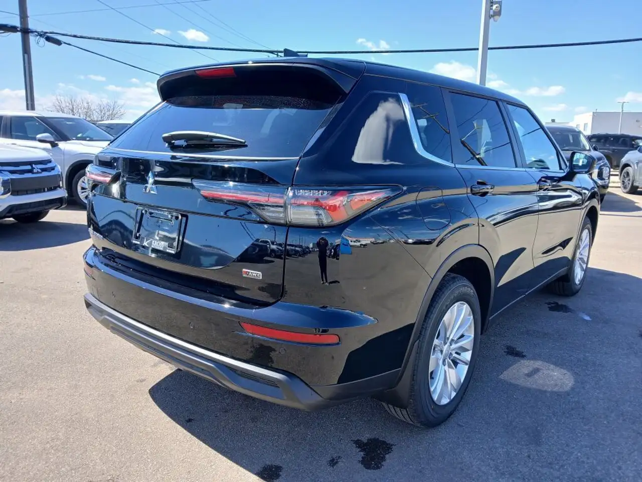 Mitsubishi Outlander снимка Mitsubishi Outlander