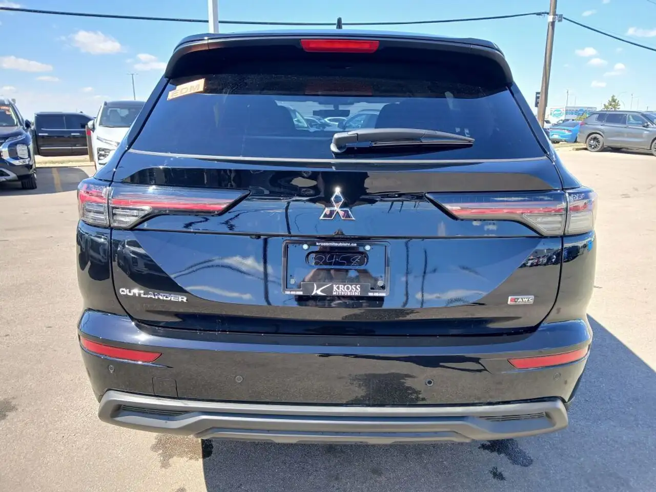 Mitsubishi Outlander снимка Mitsubishi Outlander