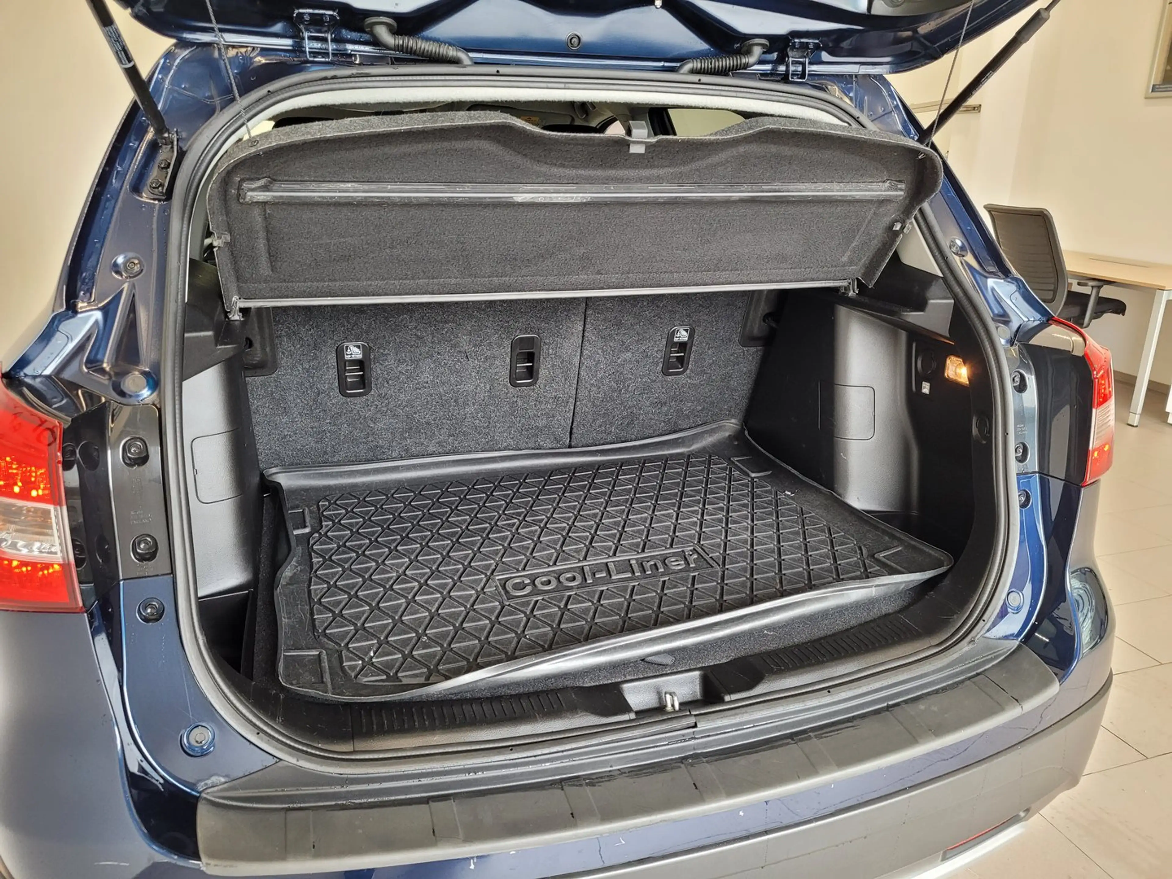 Suzuki SX4 S-Cross 1,0 DITC 4WD shine — photo 15