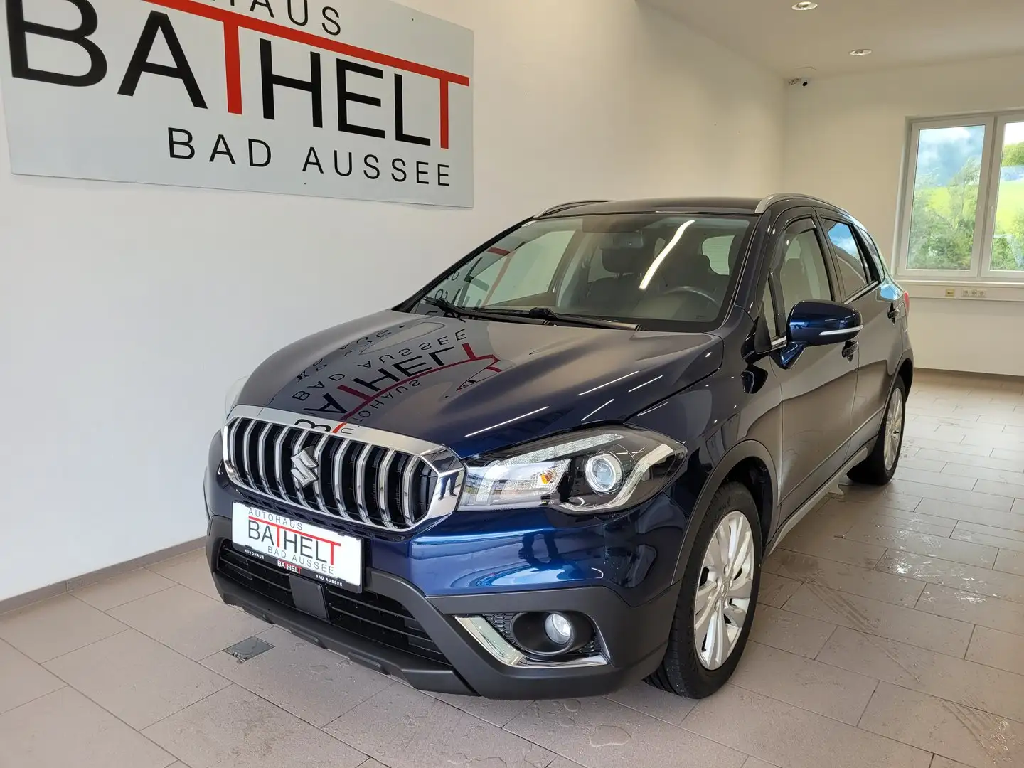 Suzuki SX4 S-Cross 1,0 DITC 4WD shine Blau - 1
