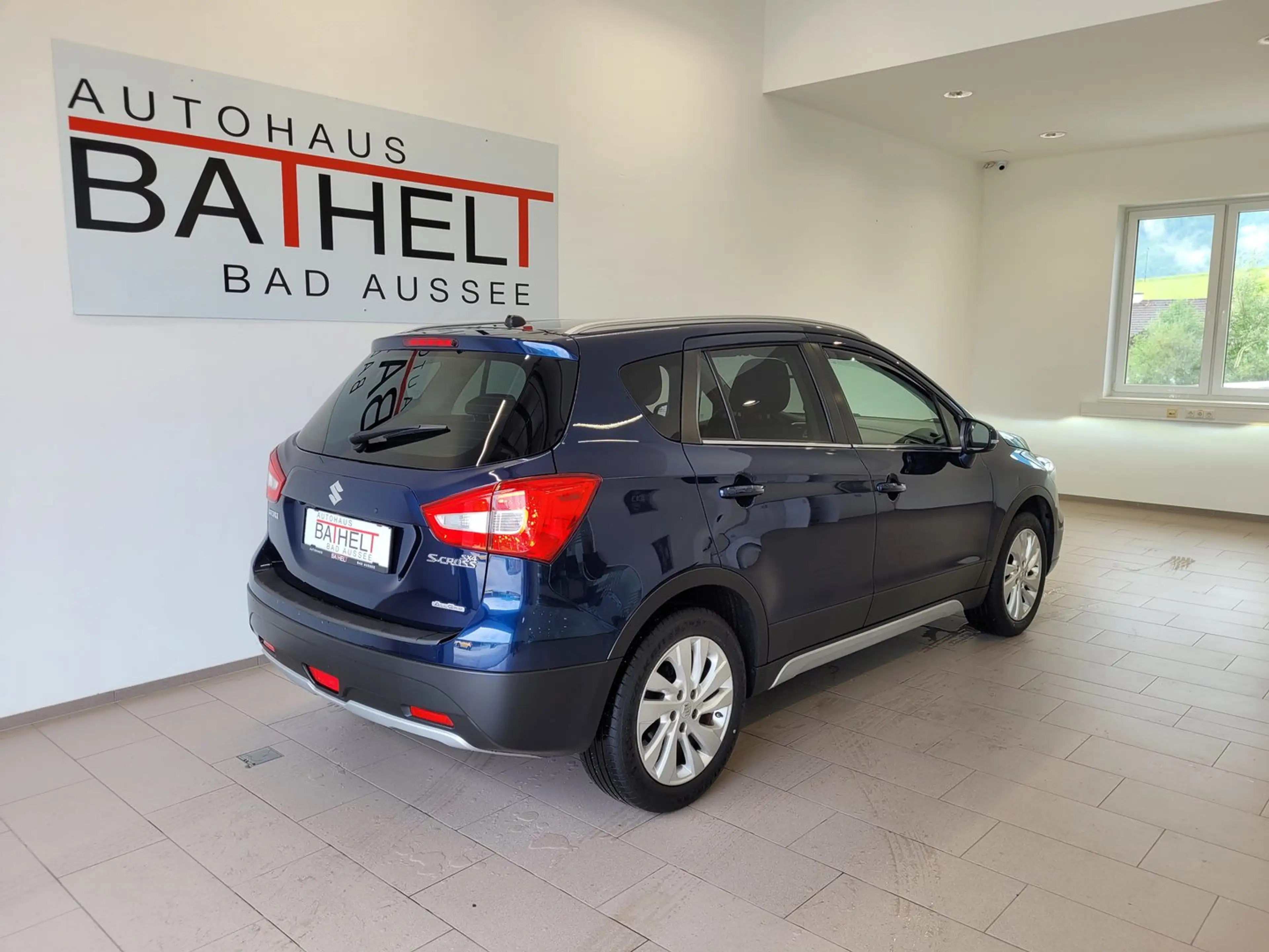 Suzuki SX4 S-Cross 1,0 DITC 4WD shine — photo 3