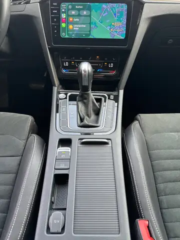 Volkswagen Passat view 15
