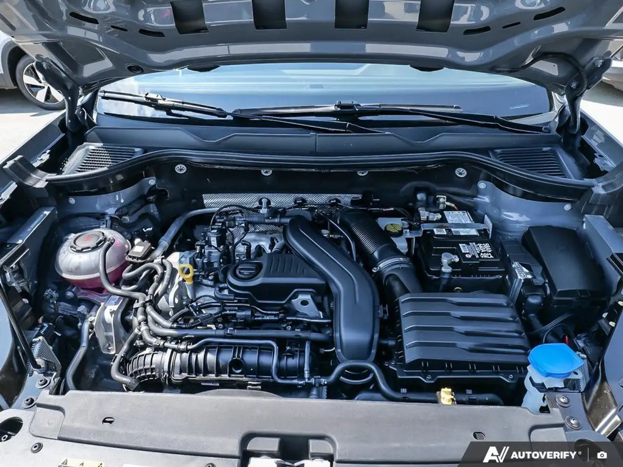 Volkswagen Taos снимка Volkswagen Taos