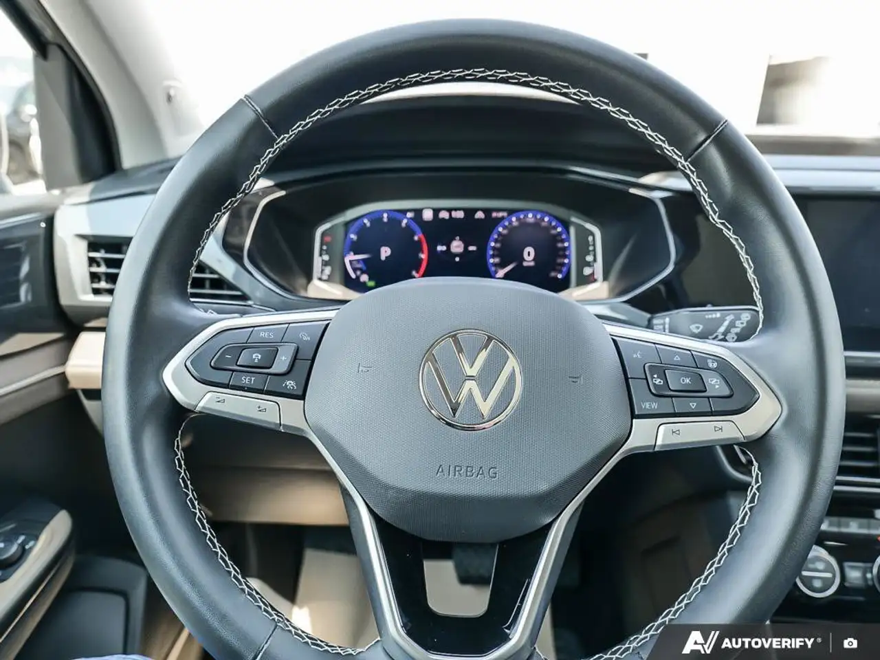 Volkswagen Taos снимка Volkswagen Taos