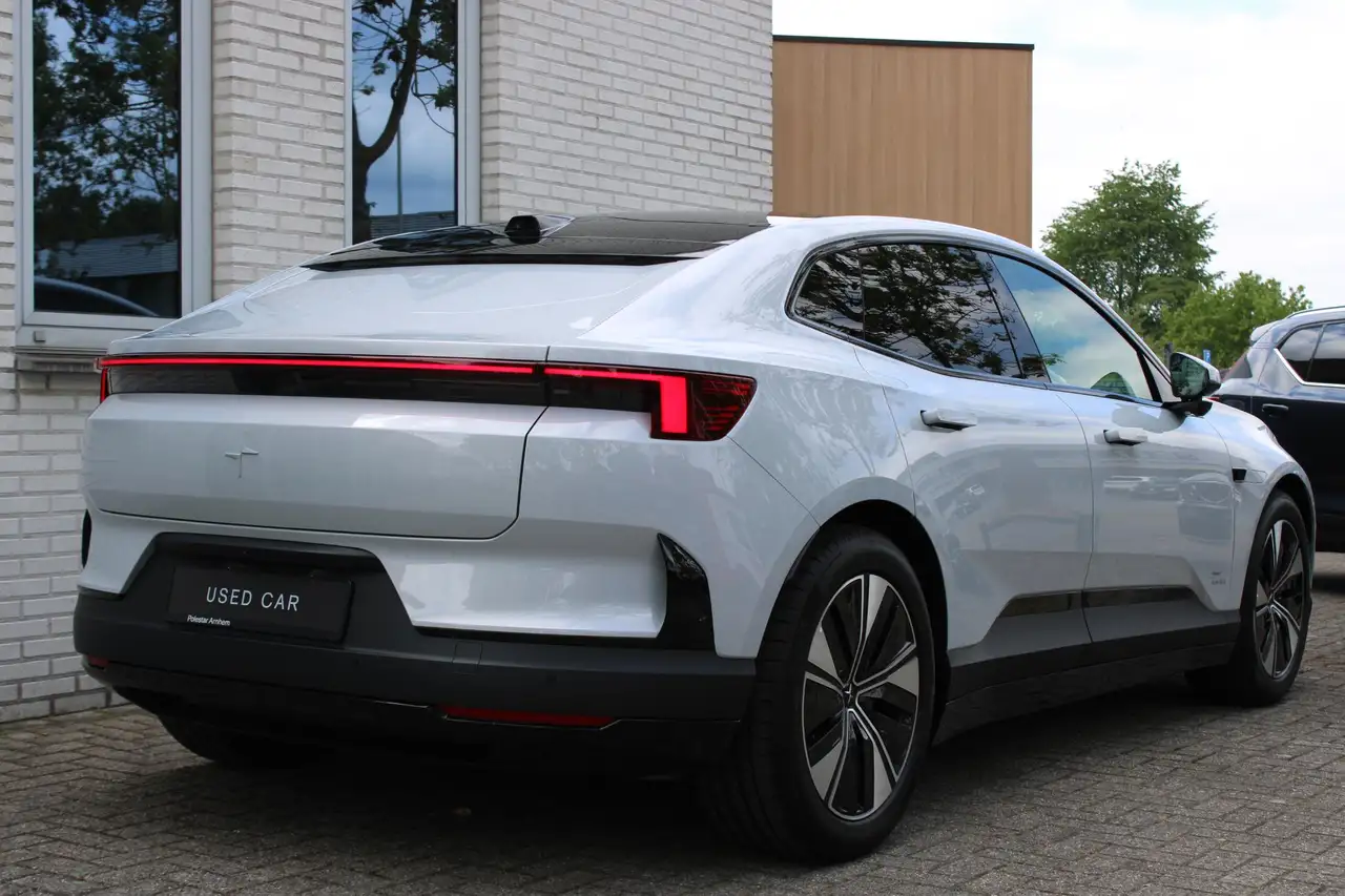 Polestar 4 2026