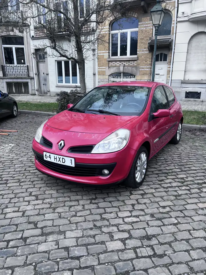 Renault Clio 1.2 16V 75 eco2 Rip Curl 2