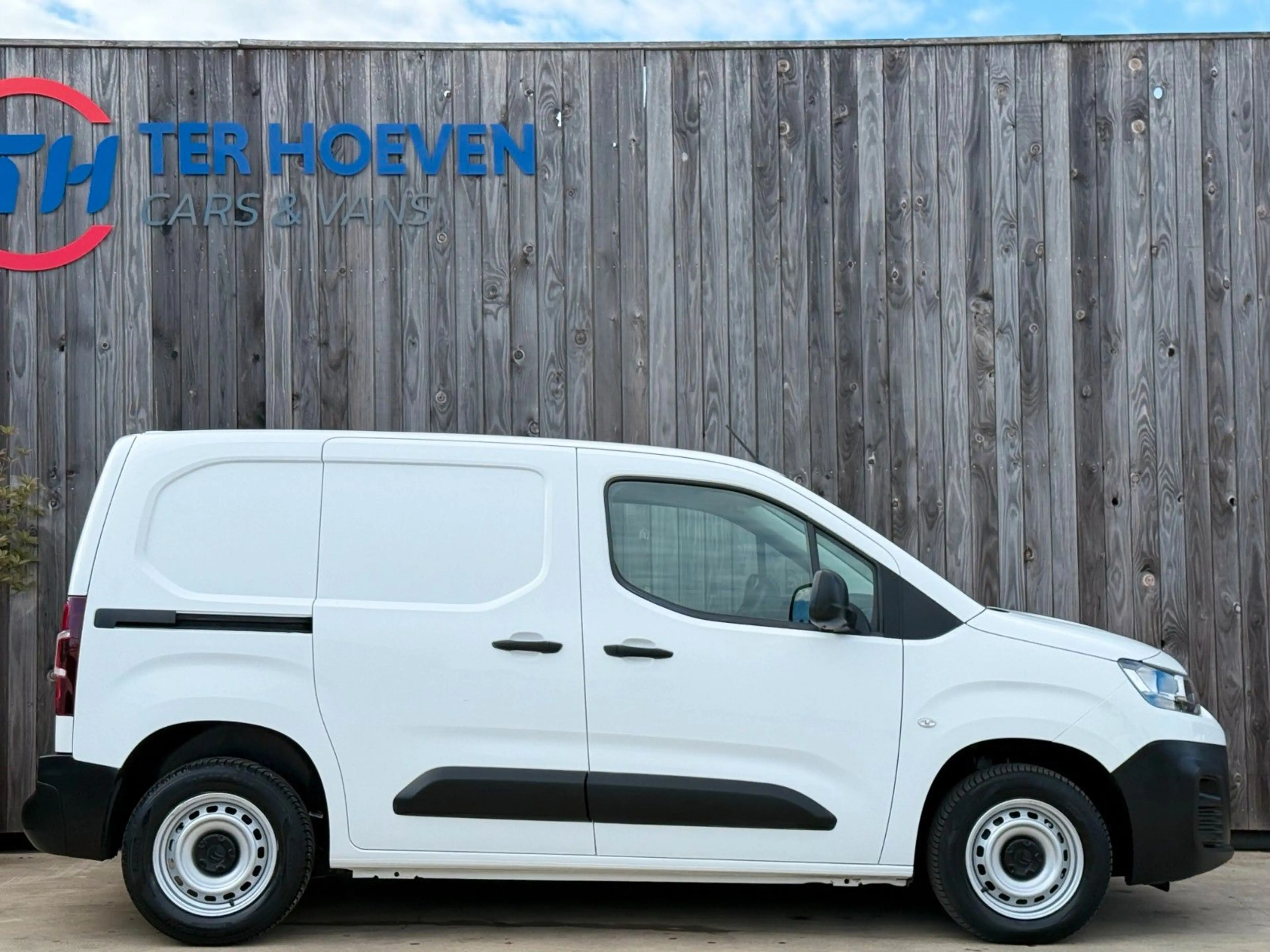 Citroen Berlingo 1.5 BlueHDi Control L1H1 55KW — photo 4