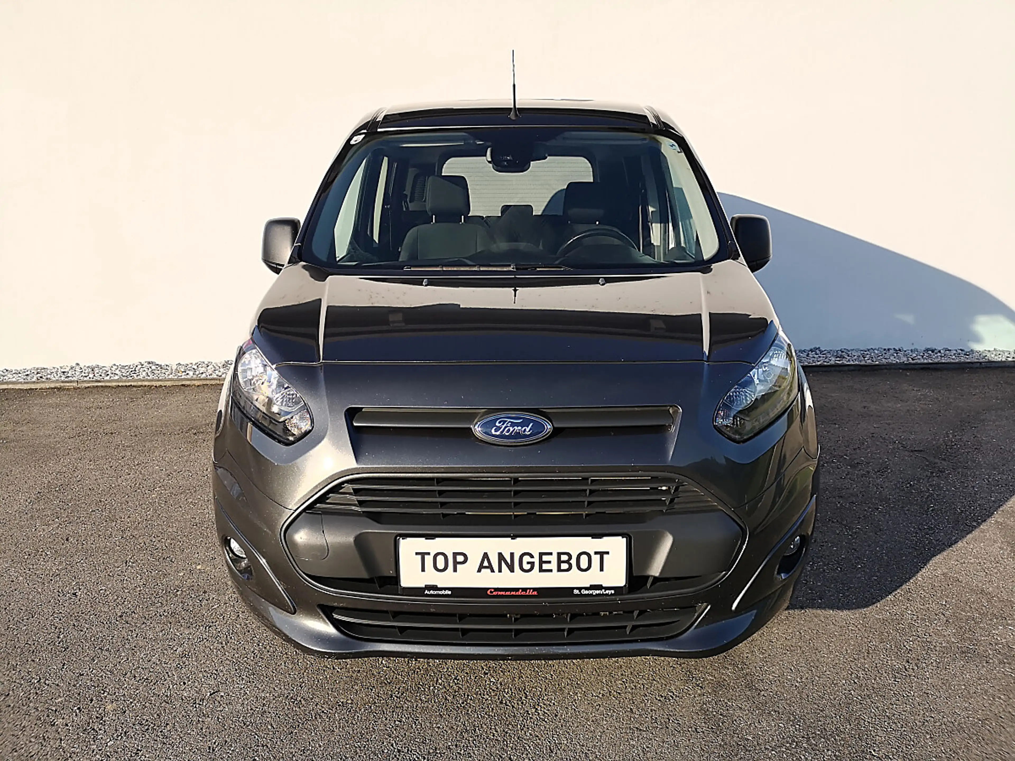 Ford Tourneo Connect Trend 1,5 TDCi "AHV" — photo 2