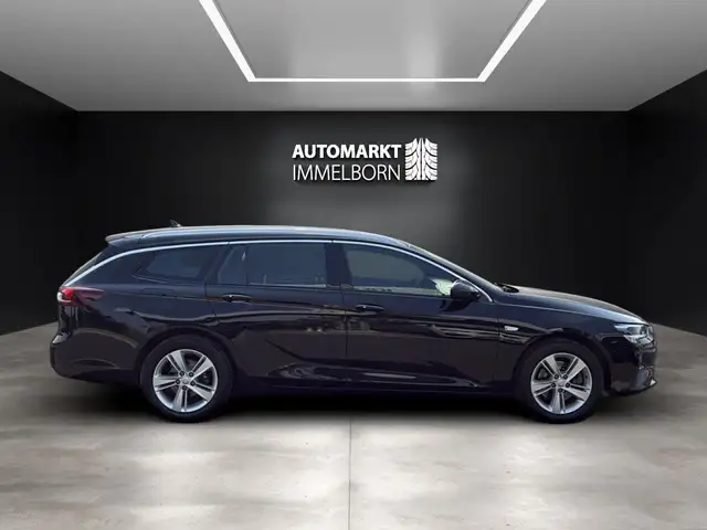 Opel Insignia view 7