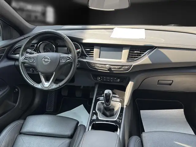 Opel Insignia view 15