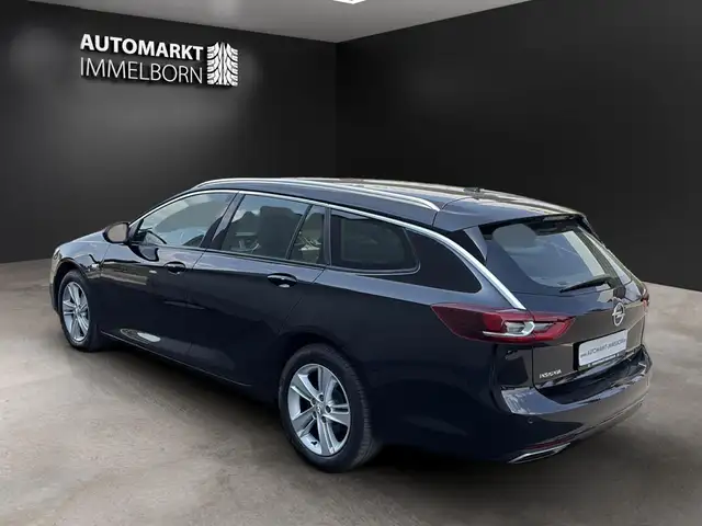 Opel Insignia view 5