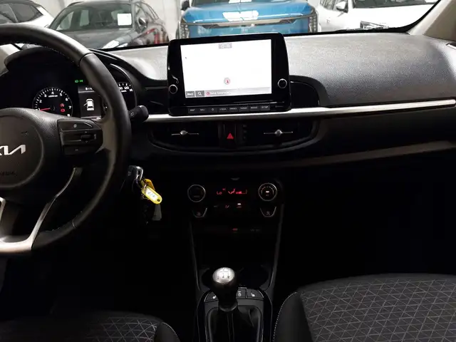 Kia Picanto view 11