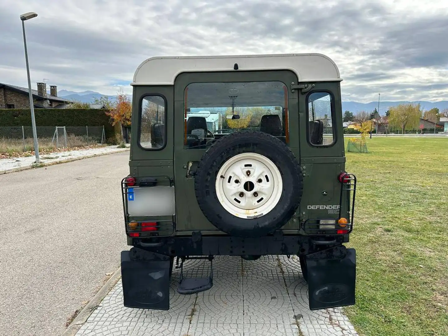 Land Rover Defender Defender 90 TDI Techo Duro Verde - 2