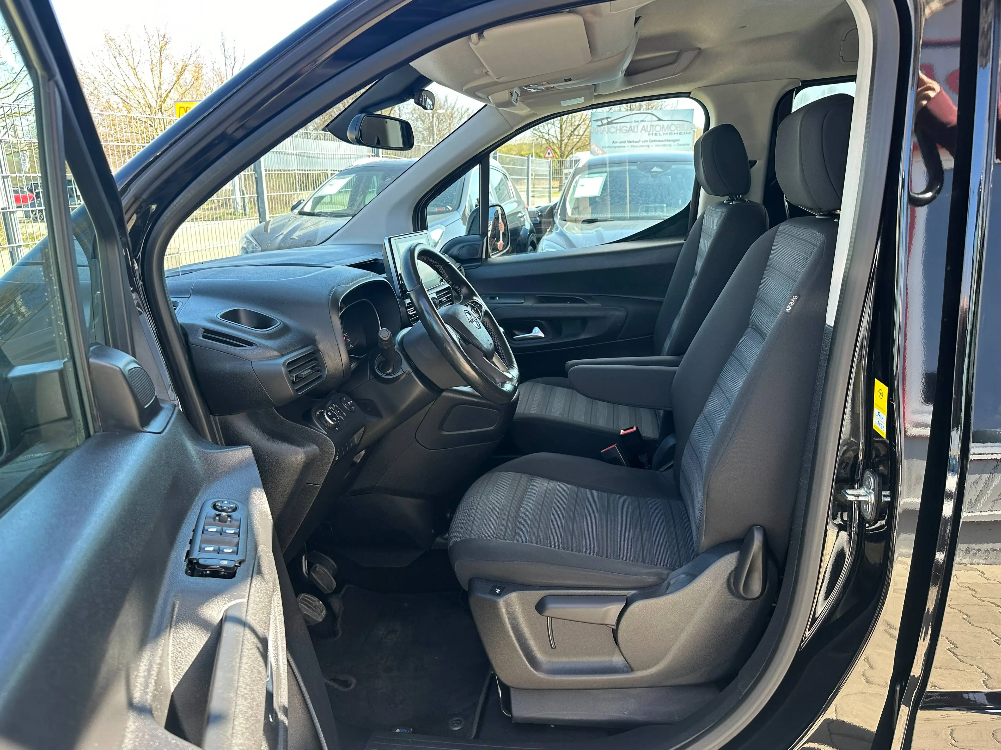 Opel Combo Life Life XL/Maxi*Kamera*Navi*2xSchiebetür*Sitzheizg — photo 13