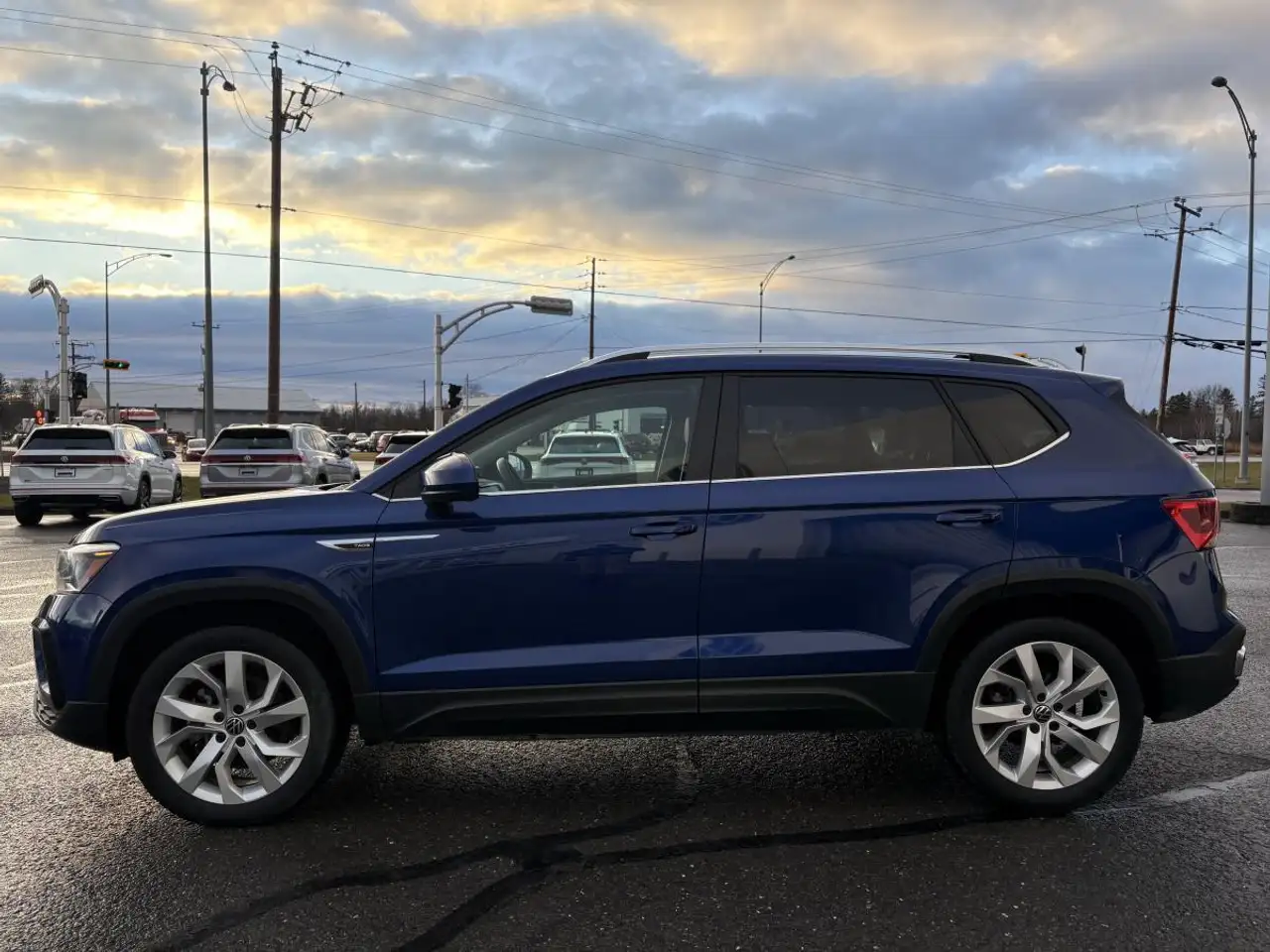 Volkswagen Taos снимка Volkswagen Taos