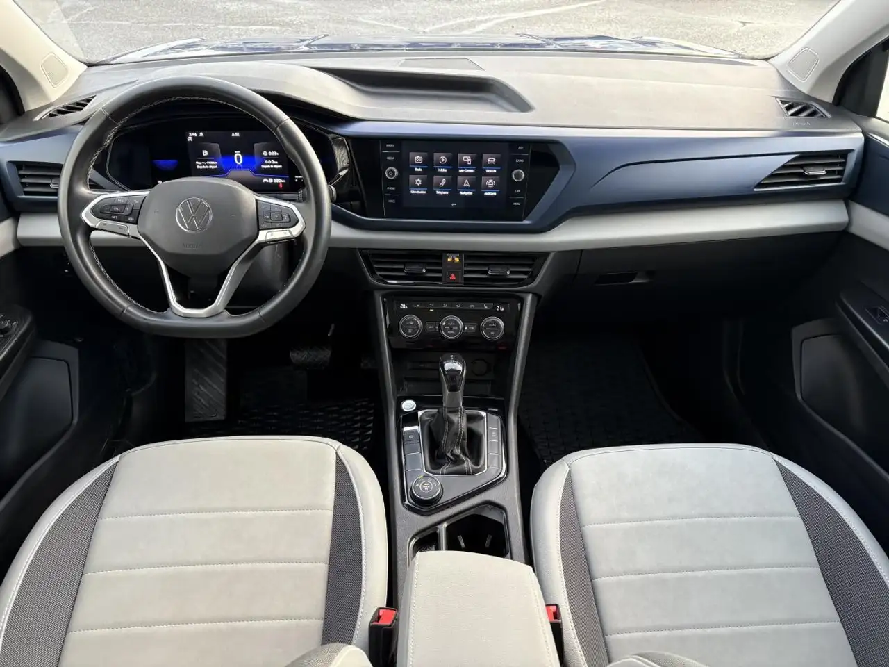 Volkswagen Taos снимка Volkswagen Taos