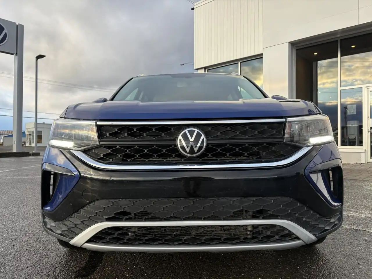 Volkswagen Taos снимка Volkswagen Taos