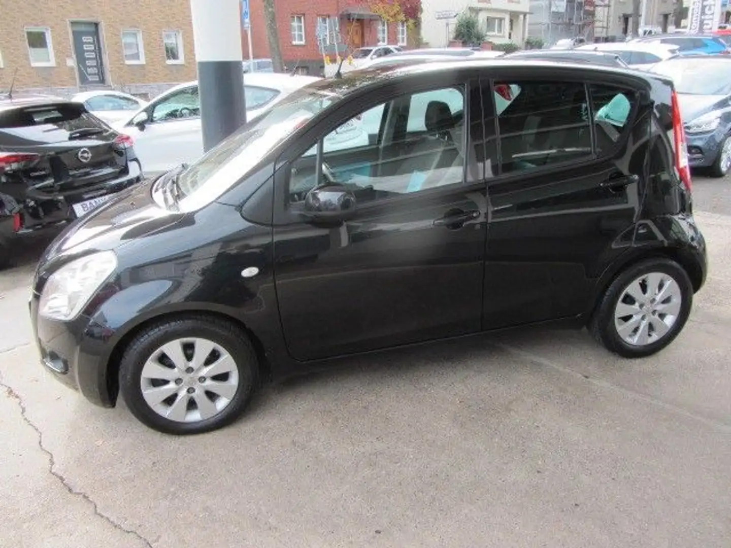 Suzuki Splash 1.2 Comfort Sitzheiz. NSW Klima Alu, 2 Hd Schwarz - 2