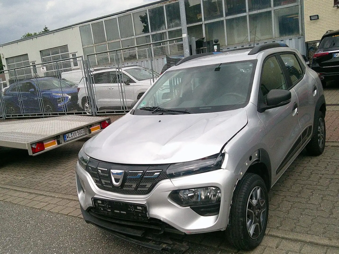 Dacia Spring Electric Comfort Navi CCS Grijs - 1