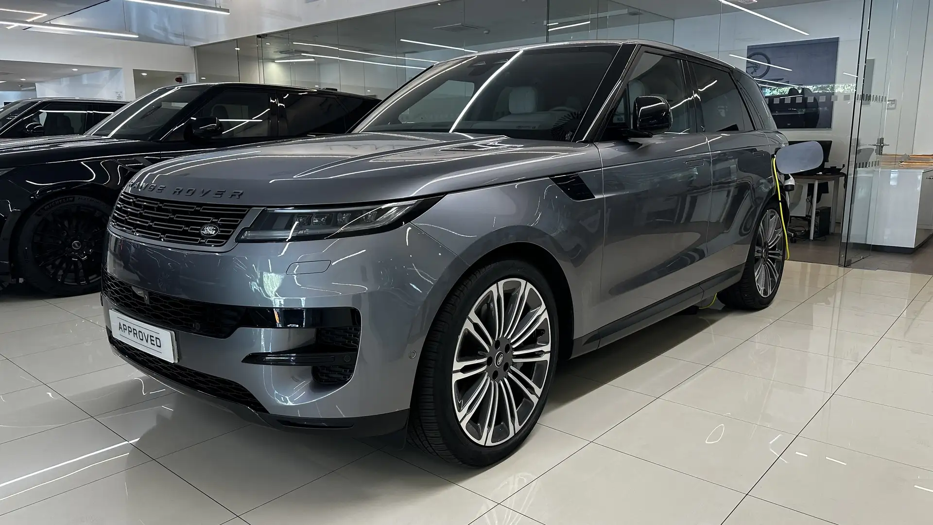 Land Rover Range Rover Sport 3.0 i6 PHEV SE 460 Gris - 1