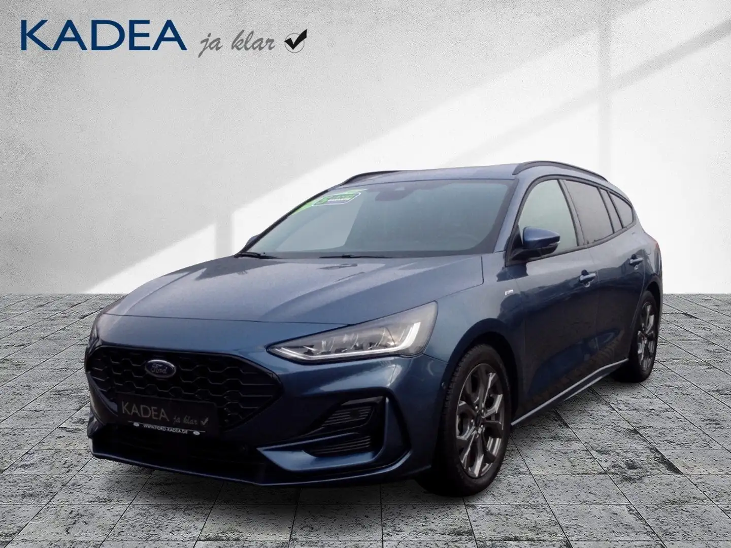 Ford Focus Turnier 1.0 EcoBoost ST-Line X ACC+AHK+LED Blau - 2