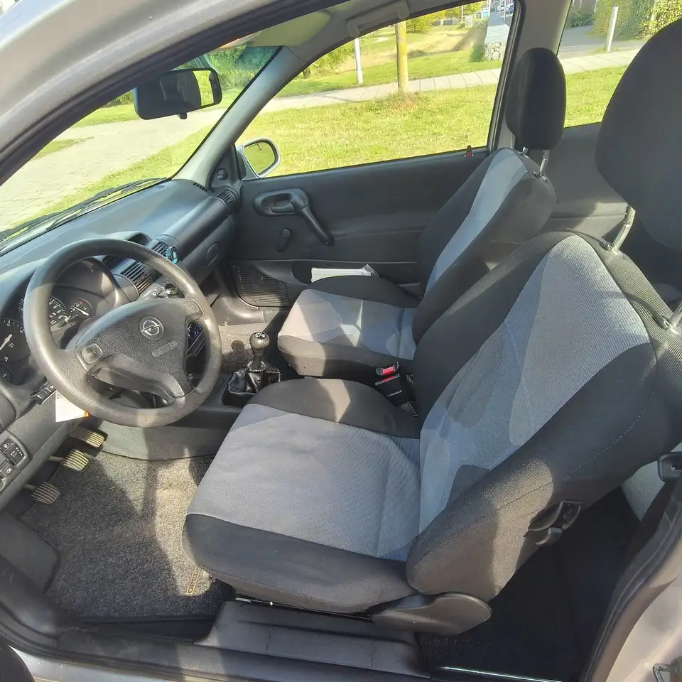 Opel Corsa 1.2i-16V Strada Cool, foto 8