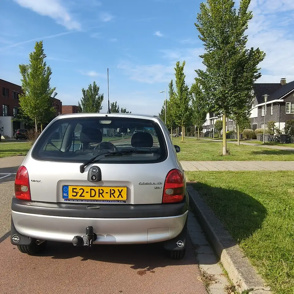 Opel Corsa 1.2i-16V Strada Cool, foto 5